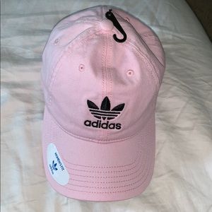 Pink Adidas hat. (Brand new) (never worn)